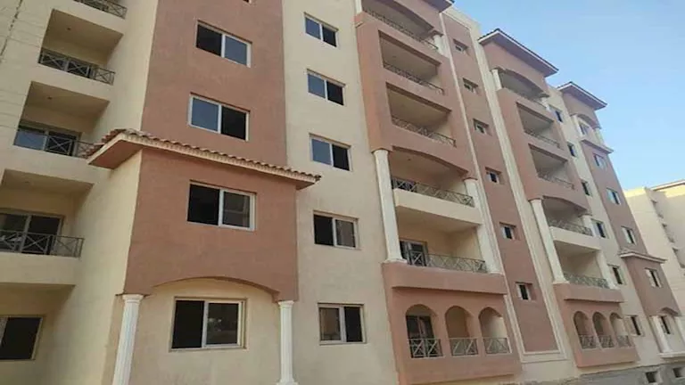 بعد تحذير وزارة الإسكان.. دليلك لشراء شقة بالمدن الجديدة بأمان
