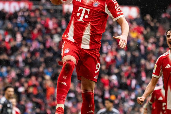 كين يسقط فرانكفورت ويقود بايرن ميونخ للابتعاد بصدارة البوندسليجا