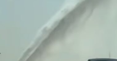 انفجار ماسورة مياه على طريق الواحات بأكتوبر يربك المرور