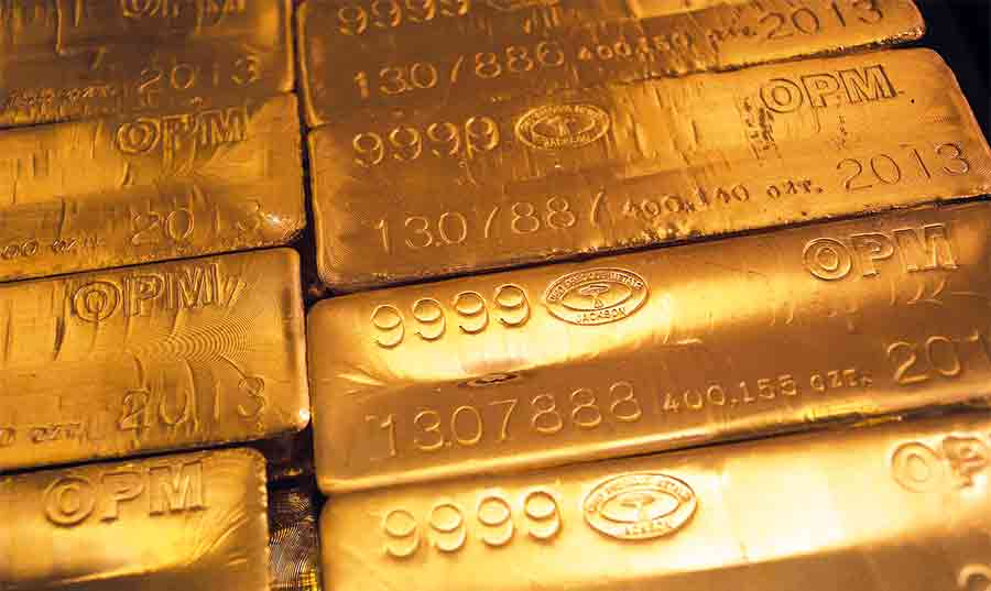 الذهب يتجه نحو خسارة أسبوعية وسط مخاوف التضخم وتوقعات رفع الفائدة