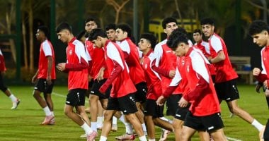منتخب العراق يبدأ تدريباته في القاهرة استعداداً لوديتي شباب الفراعنة