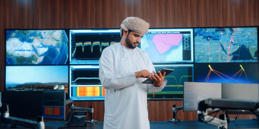 6.4 مليون اشتراك هاتف وارتفاع استهلاك الإنترنت في عُمان بنسبة 36%