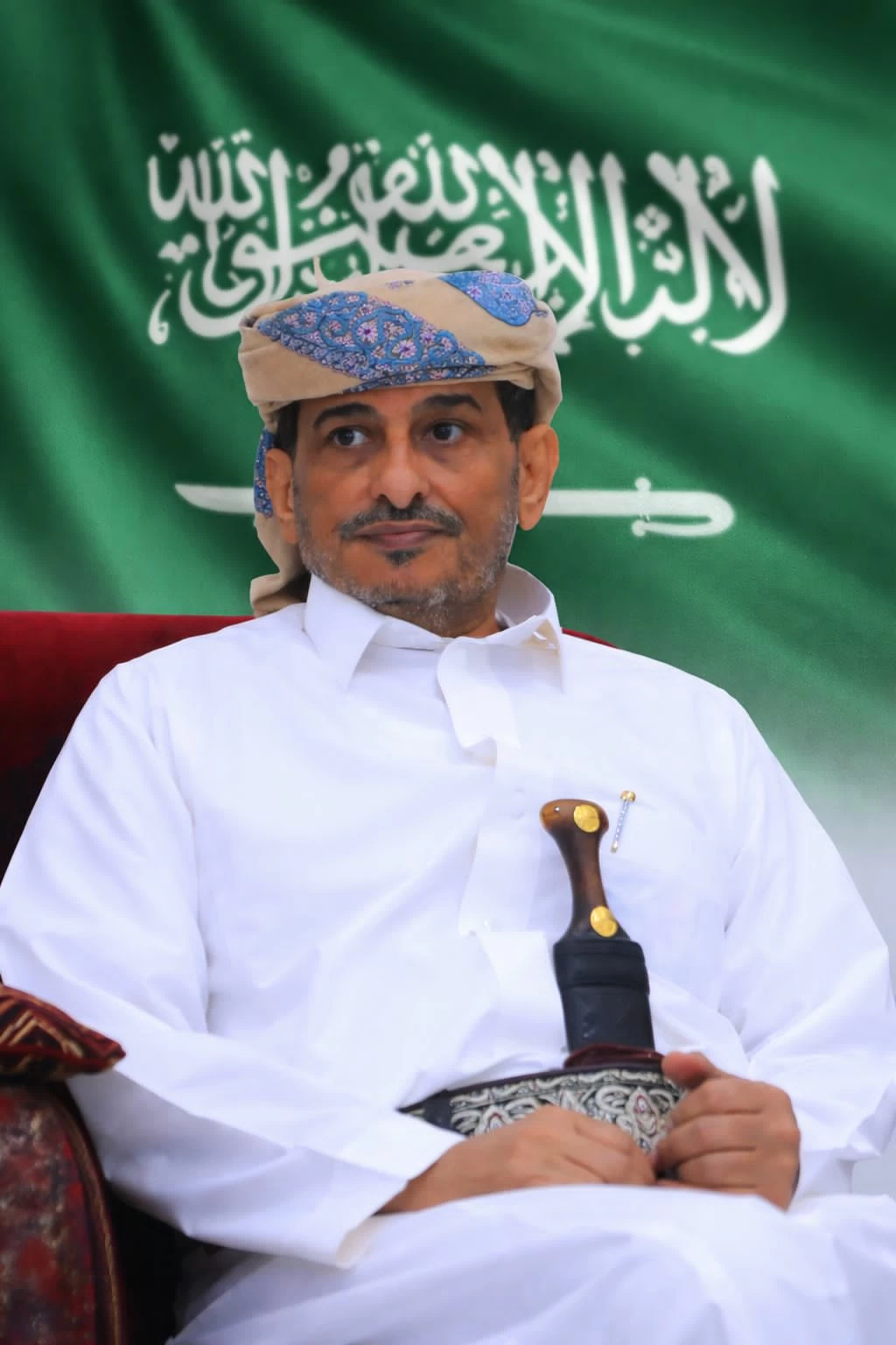 الزعيم القبلي ابن عشيم: نقف صفاً واحداً مع السعودية