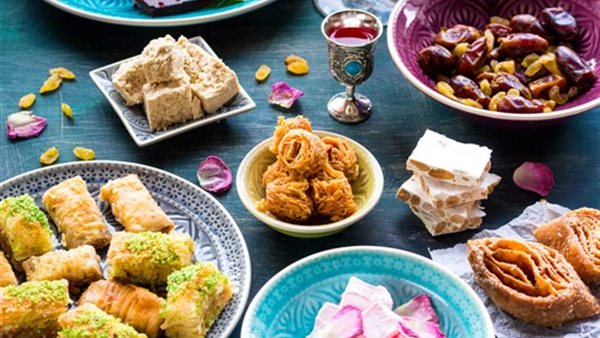 طبيبة تغذية تحذر: قطعة كنافة واحدة تفسد نظامك الغذائي في رمضان (فيديو)