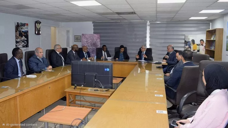 رئيس جهاز حماية البحيرات يلتقي وفدًا صوماليًا لبحث مشروعات الصيد المشت