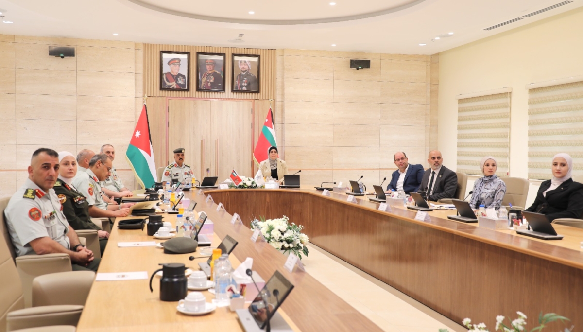 توقيع مذكرة تفاهم بين القوات المسلحة و المؤسسة العامة للغذاء والدواء