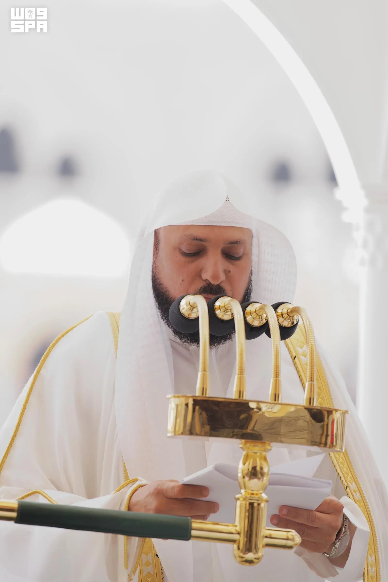 خطيب المسجد الحرام: الحج بلا تصريح جناية وتعدٍ على...