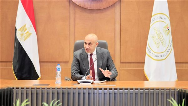 تنطلق 6 يونيو، وزير التعليم يعتمد جداول امتحانات الدبلومات الفنية للعام الدراسي 2025- 2026