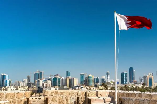 البحرين تؤجل محاكمة 19 متهماً بتأسيس جماعة إرهابية مرتبطة بالحرس الثوري