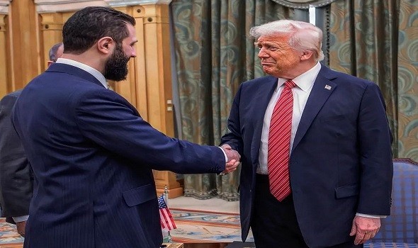 ترامب يبلغ الشرع برفع سوريا من قائمة العقوبات المرتبطة بالإرهاب