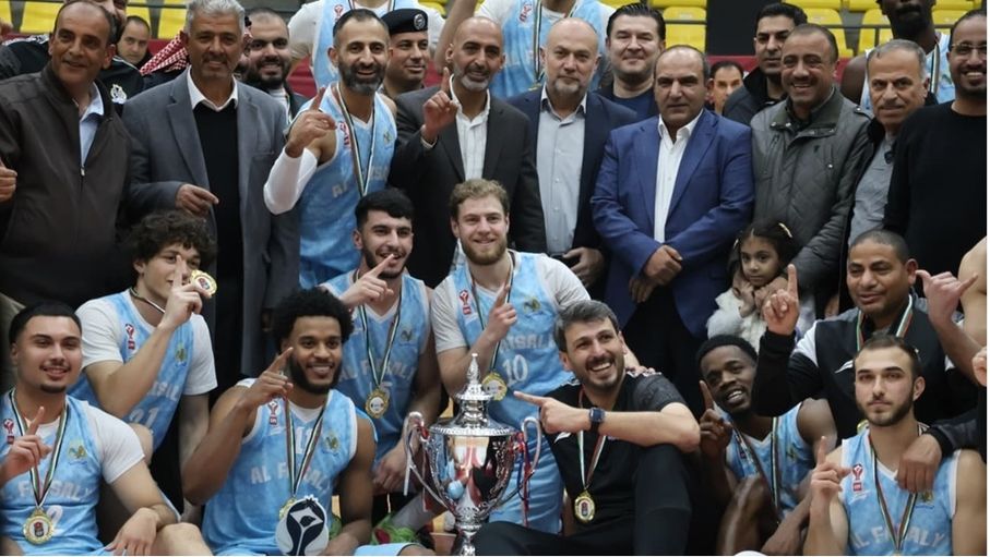 الفيصلي يهزم الوحدات ويتوج بلقب كأس الأردن لكرة السلة