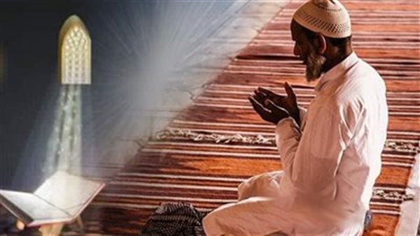 فضل الصلاة على النبي يوم الجمعة.. نفحات من البركة رددها كثيرًا