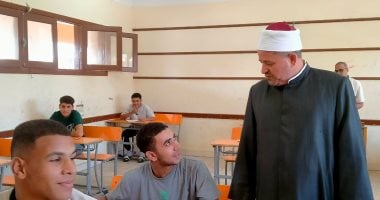 طلاب الشعبة الأدبية الأزهرية بالقليوبية ينهون ماراثون الامتحانات