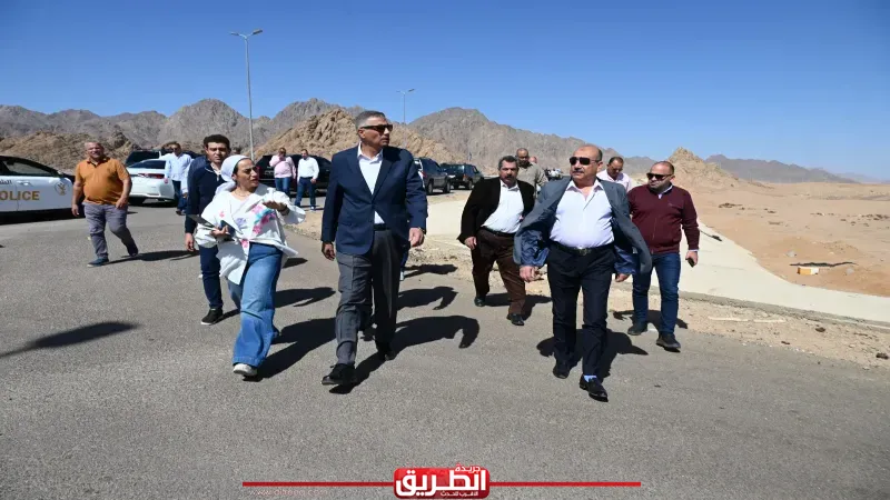 محافظ جنوب سيناء يتفقد منطقة الرويسات بشرم الشيخ