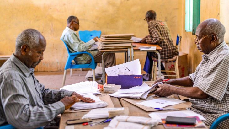 يذكر بسياسات عمر البشير… رفض واسع لقرار تقليص العاملين في الحكومة السودانية