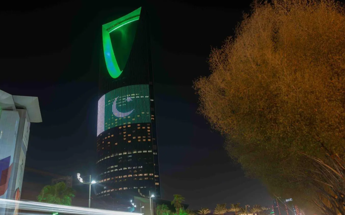 وصول قوة عسكرية باكستانية إلى السعودية
