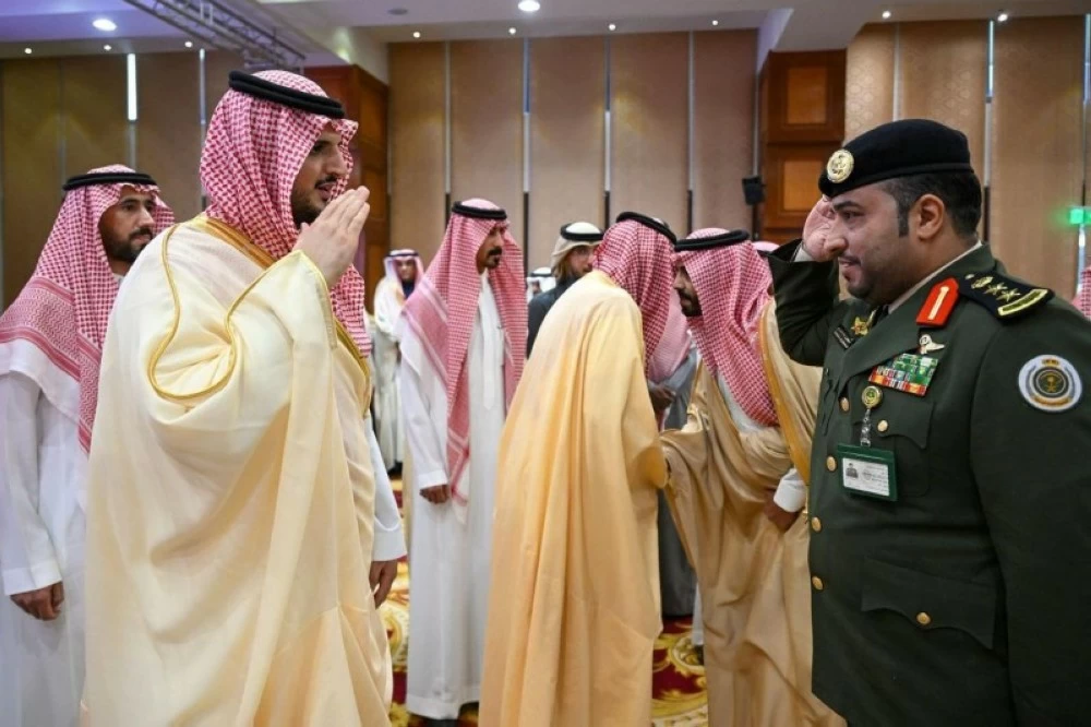 فواز بن سلطان يستقبل المهنئين بمناسبة تعيينه محافظاً للطائف