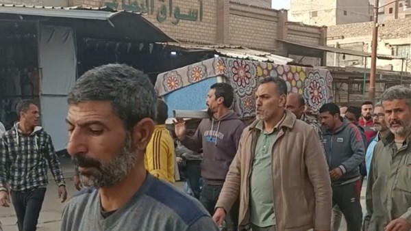 خلص عليها بـ 15 طعـ ـنة.. تشييع جثـ ـمان ضحية زوجها في جنازة شعبية بالمحلة