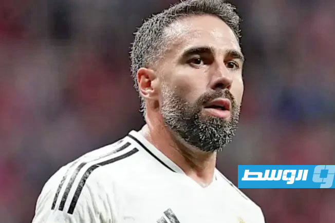 شرخ في الإصبع يبعد كارفاخال عن ريال مدريد