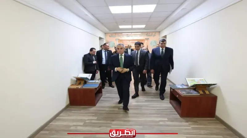 ”تطبيقا للعمل عن بُعد”.. وزير العدل يباشر مهامه من مركز الدراسات