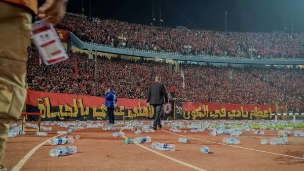 خبير لوائح: عقوبة مالية تنتظر الأهلي.. والزمالك مهدد بالاستبعاد إفريقيًا الموسم المقبل