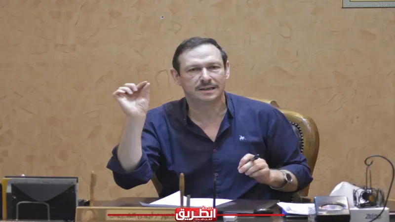 رئيس قطاع المسرح يعقد اجتماعًا مع مسؤولي الإعلام بالمراكز والإدارات الإعلامية له