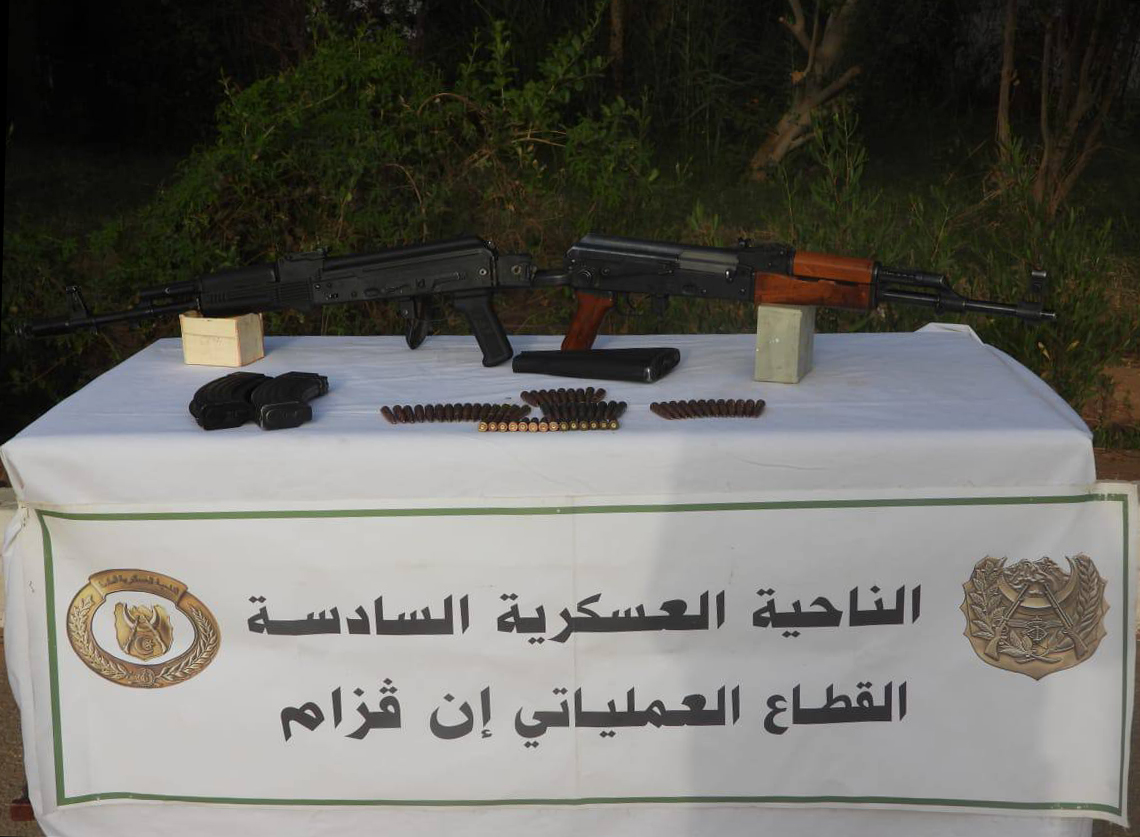 وزارة الدفاع: القضاء على مهربين اثنين مسلحين من جنسية أجنبية بإن قزام