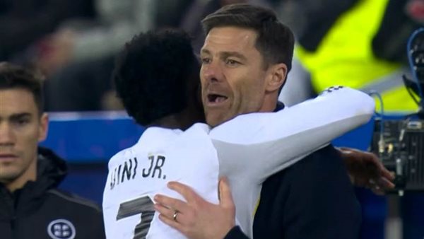 يويفا يعاقب ريال مدريد بسبب العنصرية ضد بنفيكا