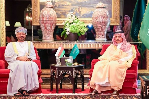 سلطنة عُمان والسعودية تؤكدان على متانة العلاقات الأخويّة الراسخة وأهمية مواصلة العمل المشترك