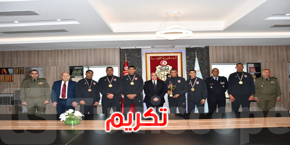 وزير الدفاع يكرم المنتخب العسكري للملاكمة