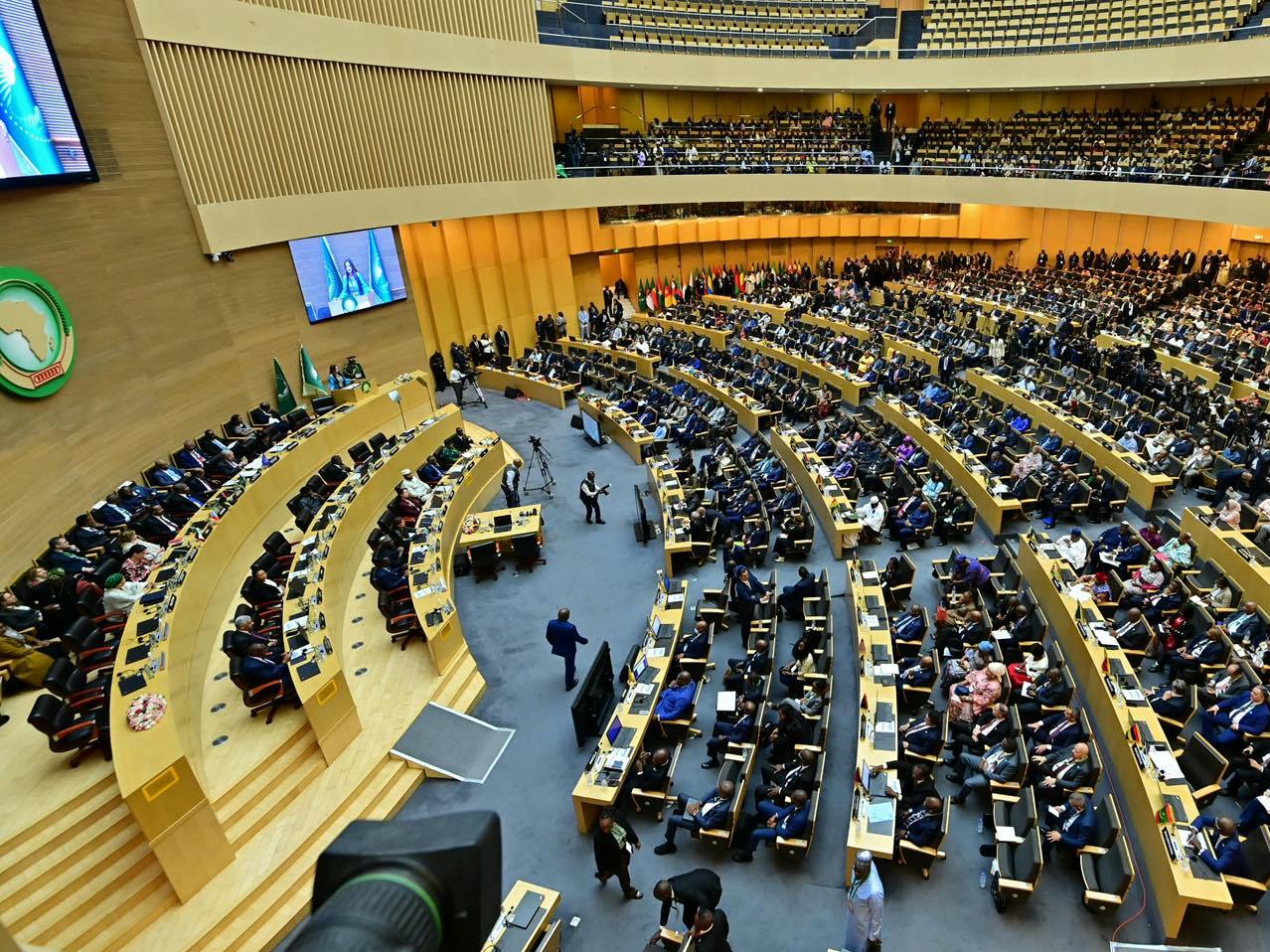 قمة الاتحاد الإفريقي: تنويه بجهود رئيس الجمهورية بصفته منسق الاتحاد الإفريقي لمكافحة الإرهاب والتطرف العنيف