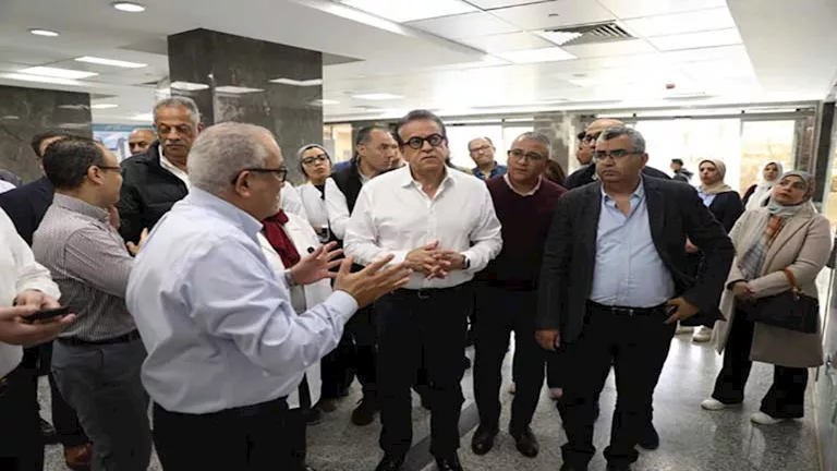 خالد عبدالغفار يتابع رفع كفاءة مستشفى مدينة نصر