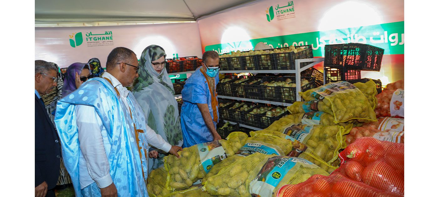 وزيرة التجارة والسياحة تتفقد عددا من المعارض الرمضانية في نواكشوط
