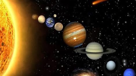 لوحة سماوية نادرة.. اصطفاف استثنائي لـ6 كواكب يزين السماء