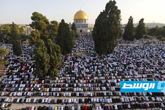 140 ألف فلسطيني يؤدون صلاة عيد الأضحى في المسجد الأقصى (صور)