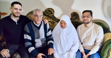بصيرة القلب تتغلب على فقد البصر.. قصة كفاح الأم المثالية بالبحيرة «فيديو»