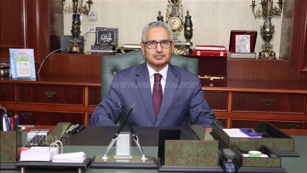 محافظ بني سويف مهنئًا الرئيس بشهر رمضان: أيام خير وبركة على شعب مصر