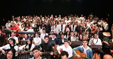 وزيرة الثقافة تشهد تدريبات المايسترو سليم سحاب لـ«كورال وأوركسترا مصر الوطني»