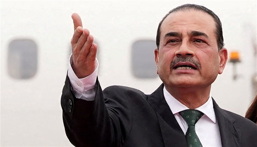 كيف تحوّل قائد الجيش الباكستاني إلى "صانع السلام"؟