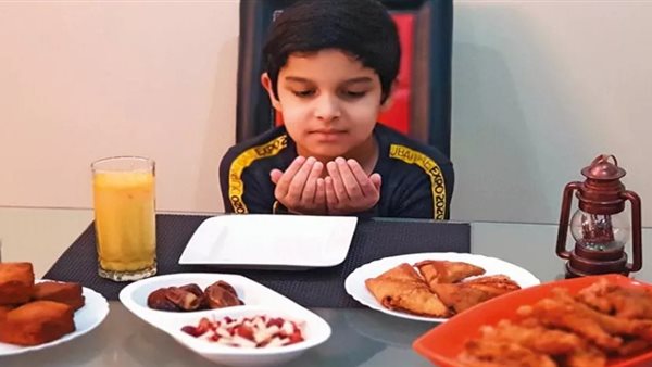 احذر، الصيام الطويل يؤثر على تركيز الأطفال وتحصيلهم الدراسي في هذه الحالة (فيديو)