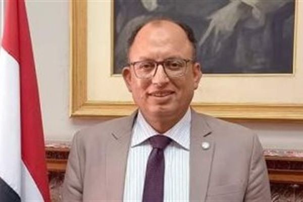 رئيس جامعة العاصمة: التوسع في زراعة جميع المساحات الصالحة للزراعة بالحرم الجامعي