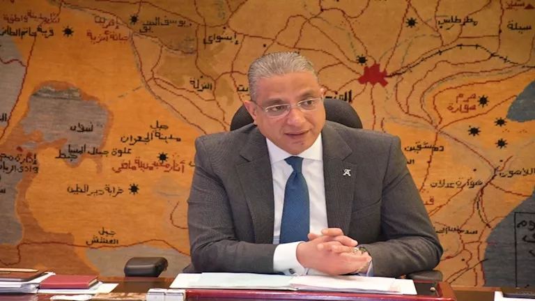 الجيزة تبدأ تطبيق الجمع من العقارات وتكثف مواجهة النباشين