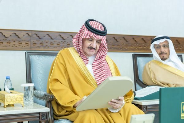 أمير المنطقة الشرقية يرعى تدشين مسابقة “تعلّم” لحفظ القرآن الكريم ويستقبل نائب وزير الموارد البشرية والتنمية الاجتماعية للعمل