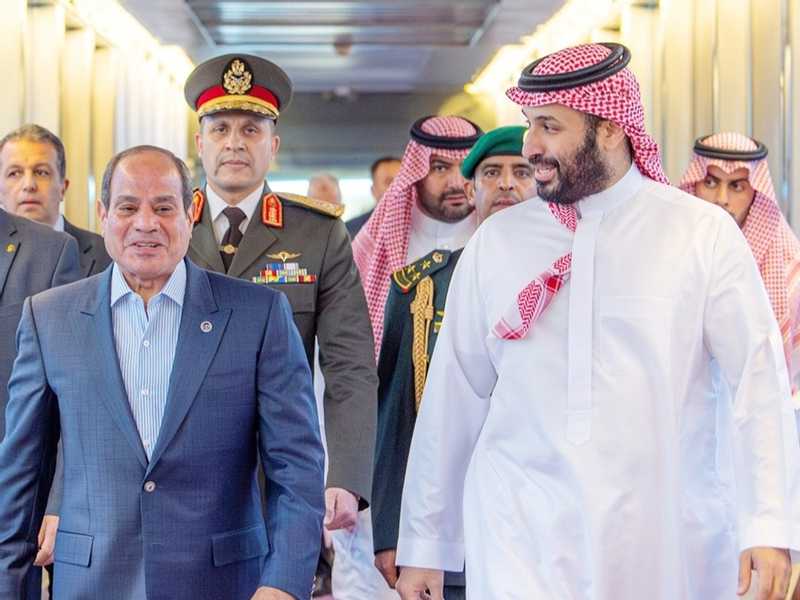 ولي العهد السعودي والرئيس المصري: تجنب التصعيد والتوتر في المنطقة