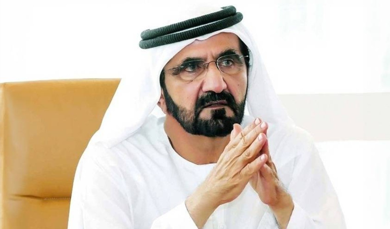 الشيخ محمد بن راشد يهدي أوائل الثانوية مكافأة مالية بقيمة 100 ألف درهم