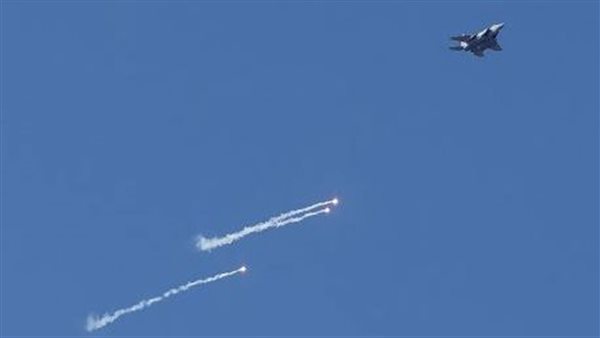 تفعيل الدفاعات الجوية في الكويت والبحرين بعد إطلاق صواريخ ومسيرات إيرانية نحو أهداف أمريكية