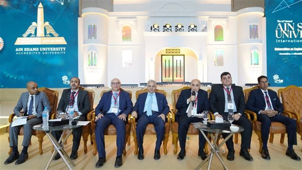 في مؤتمر عين شمس، خبراء الآثار يستعرضون التنمية الثقافية فى السياحة البينية الرقمية
