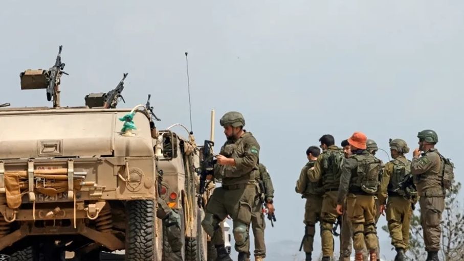 هآرتس: جنود الاحتلال ينهبون منازل جنوب لبنان