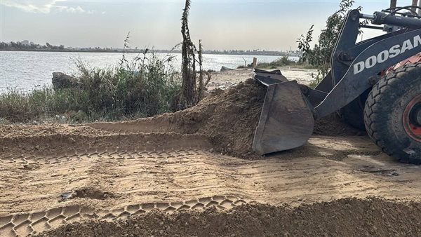 ​طوارئ في دمياط، فريق التدخل السريع يشن حملة مكبرة لتطهير رأس البر وتجميل مداخل المحافظة