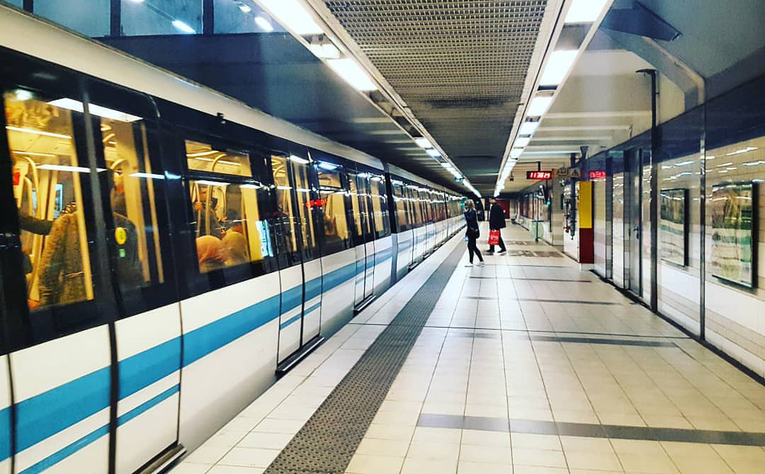 إطلاق تطبيق “El Metro” لتعزيز خدمات مترو الجزائر وتسهيل تنقل المسافرين